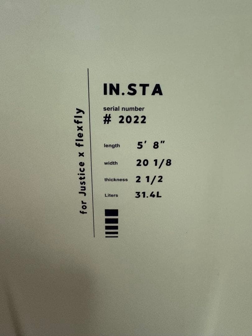 ジャスティスサーフボード　フィン　ケース付き IN.STA 5'8\"