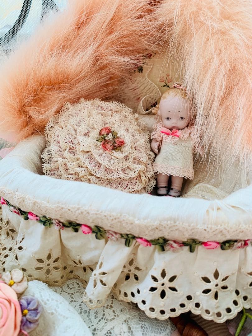 フランスアンティークカットワークレースフラワーガールバスケット＋ミニクッション