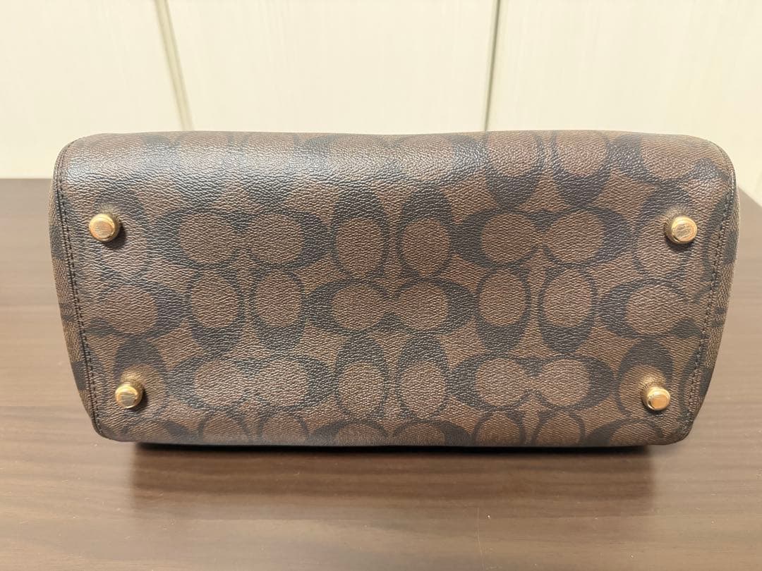 美品　コーチ ローアン サッチェル シグネチャー 2way ショルダーバッグ 赤