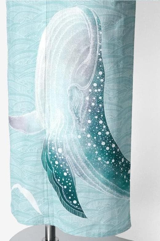 ★ミントグリーン地にクジラと波柄★めずらしい絵羽浴衣★夏きもの大人の浴衣