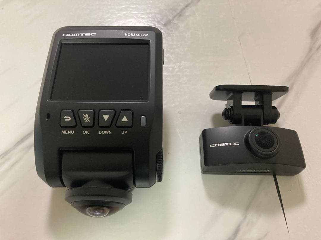 コムテック HDR360GW 前後2カメラ　ドライブレコーダー360度