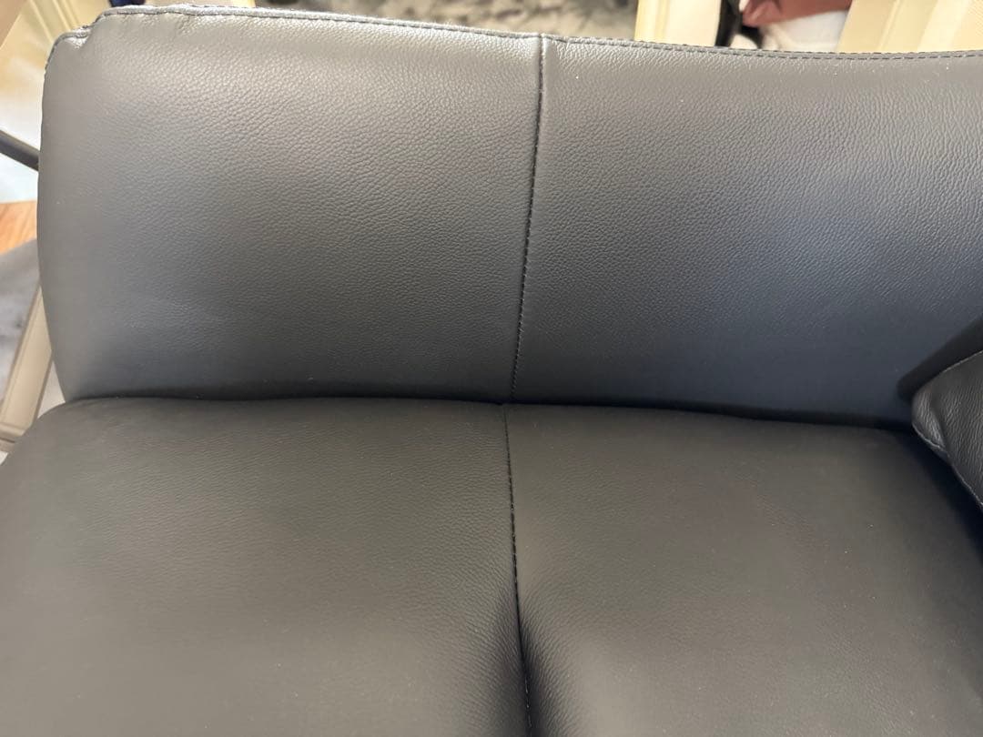 超美品　ニトリ　電動リクライニングパーソナルチェア 2モーター LE01 黒