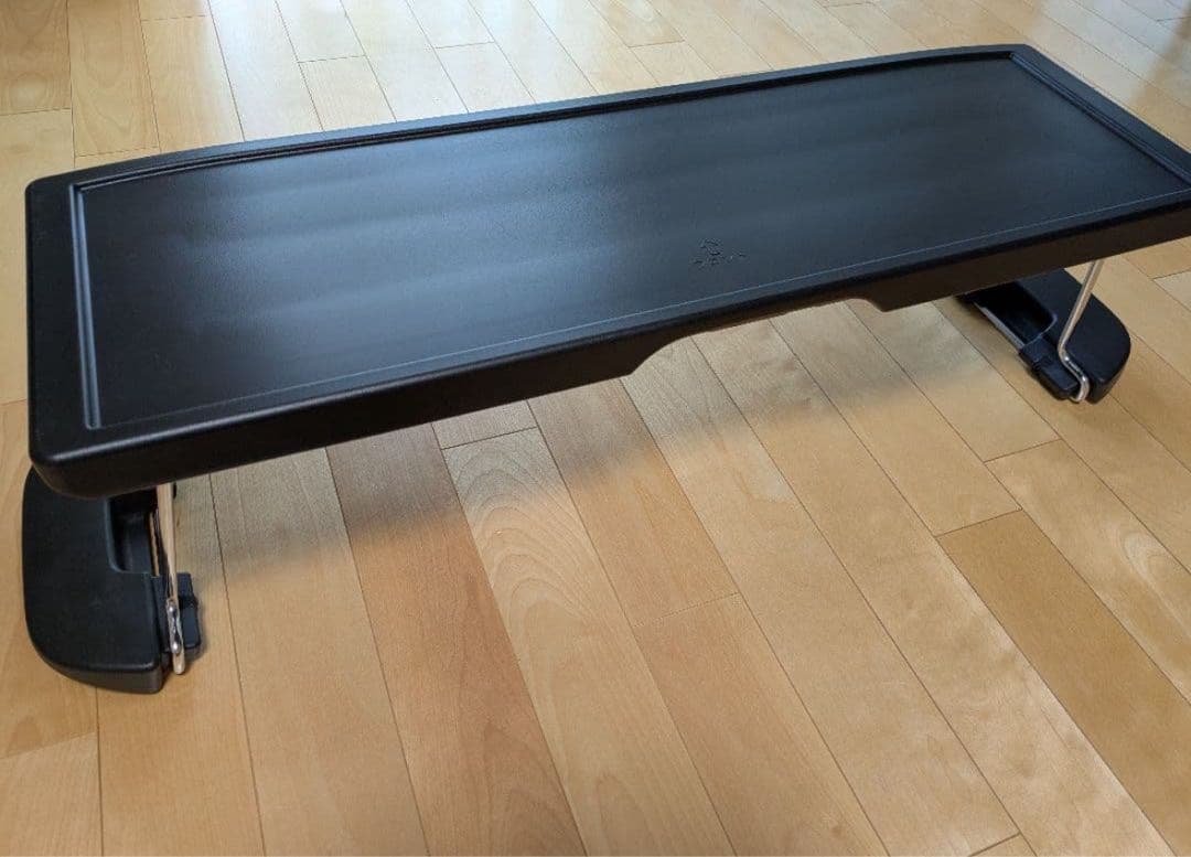 セレナ c27 ラゲッジテーブル