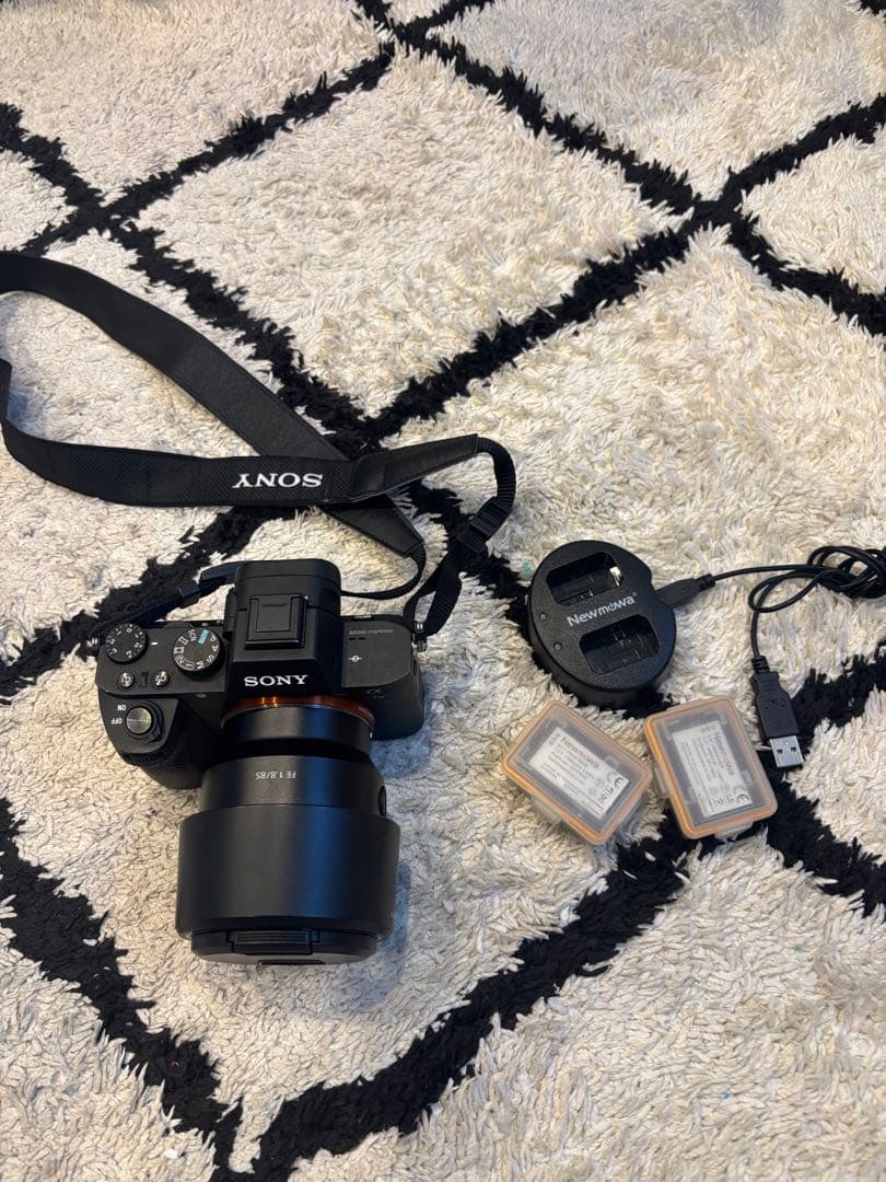 SONY α7Ⅱ FE85mmF1.8レンズ付64GBSDカード バッテリー3個