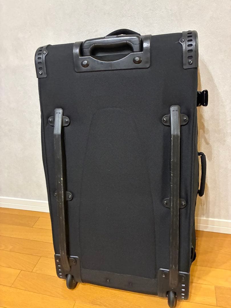 F2 スキー、スノーボード遠征用バッグ　ブラック・オリーブグリーン