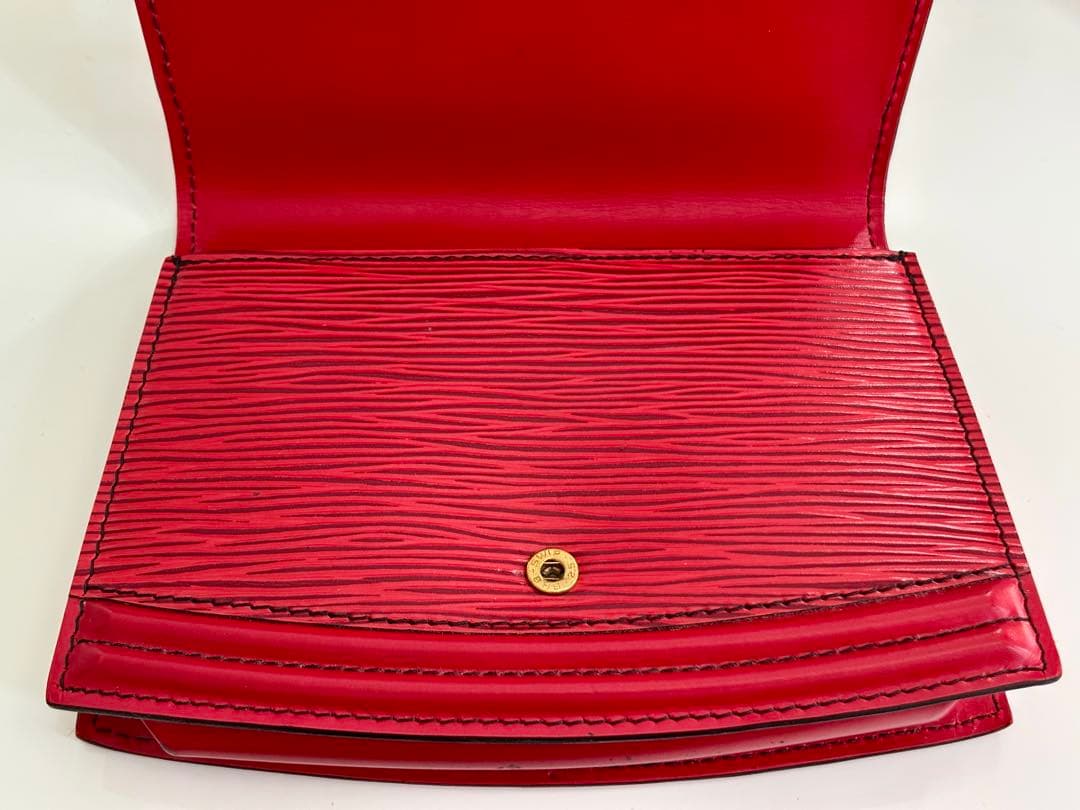 【価格交渉可】ルイヴィトン エピ レザーポシェット サンチュール ティルシット