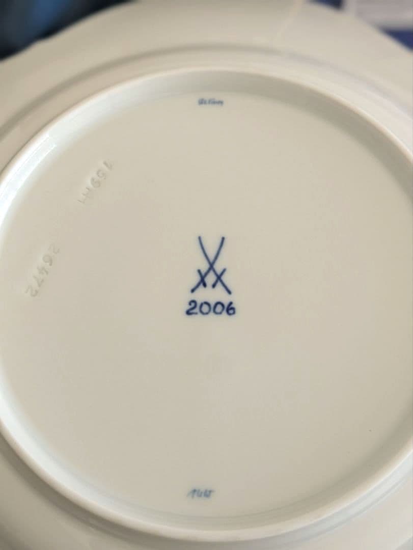 Meissen 2006年イヤープレート 　ホワイト　 2枚セット　ビンテージ