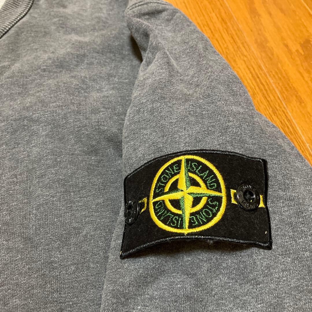 STONE  グレー クルーネックスウェット