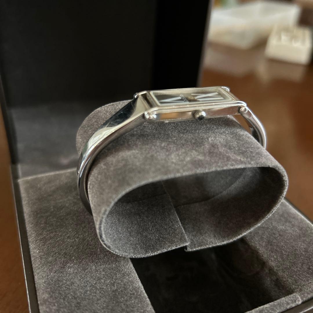 GUCCI 腕時計 バングルウォッチ アナログ 1500L YA015545