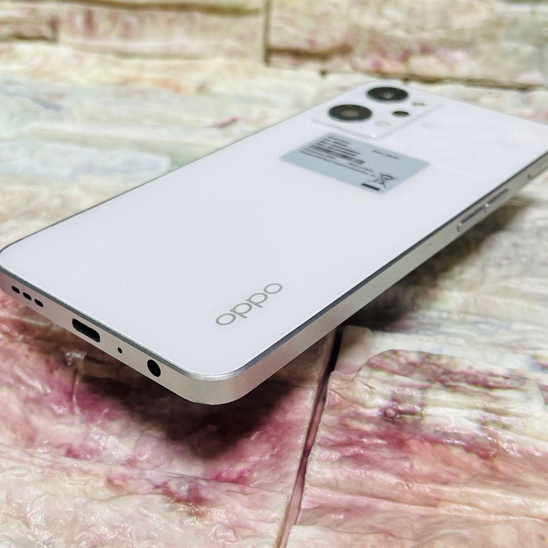 SIMフリー OPPO Reno9 A 128GB ムーンホワイト 電池良好