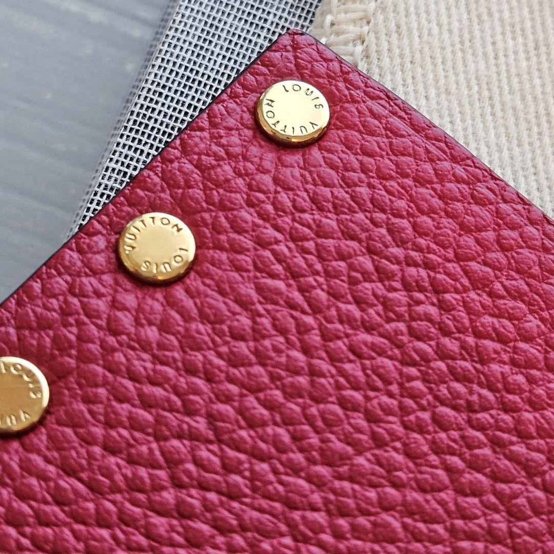 LOUIS VUITTON ルイヴィトン エテュイミロワール ミラー 鏡