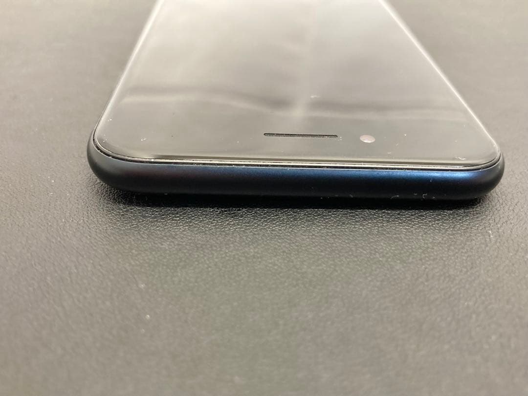 iPhoneSE 第3世代　128GB ブラック