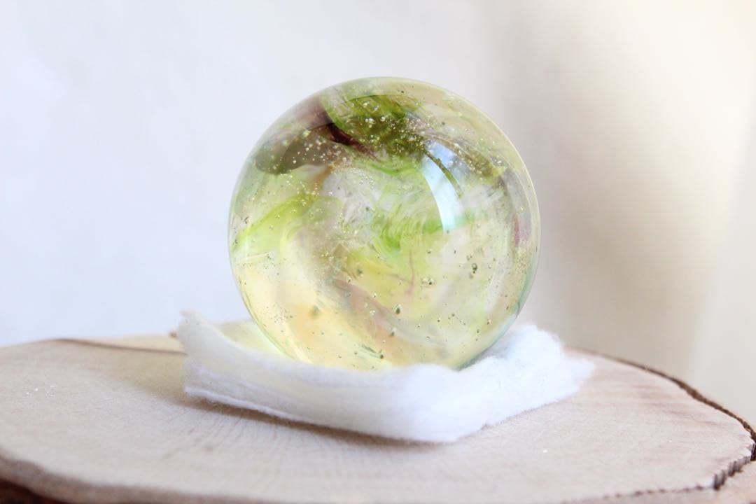 シエラネバダ産アンダラクリスタル　スフィア　マルチカラー　グリーン系