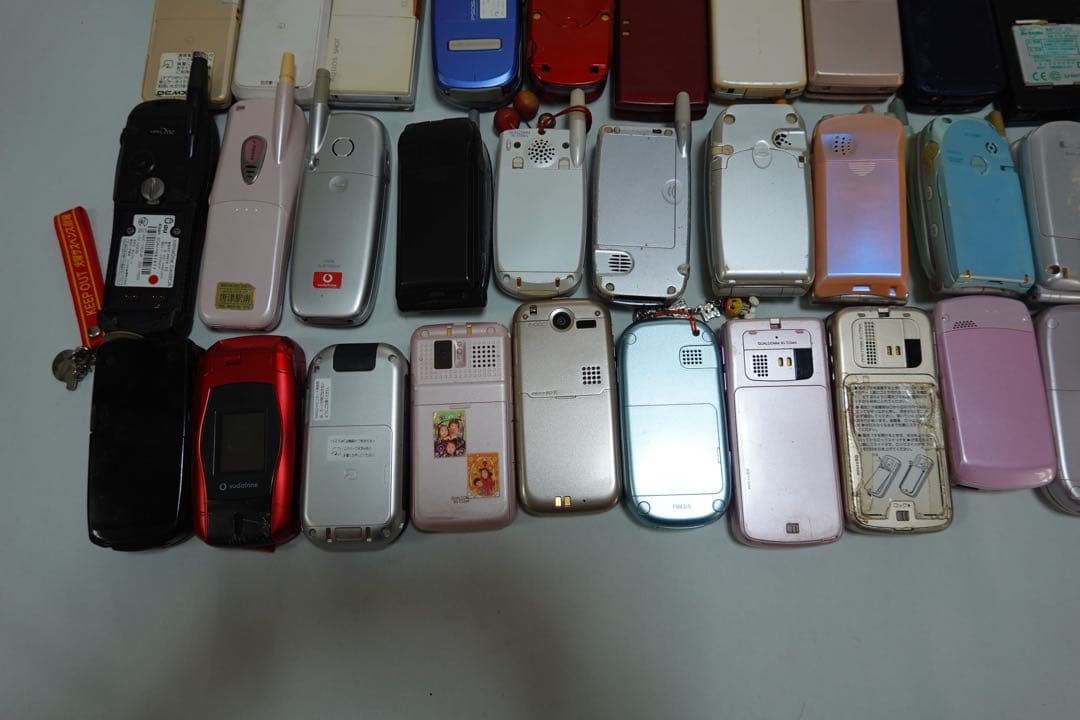 ガラケー63種 ジャンク扱い