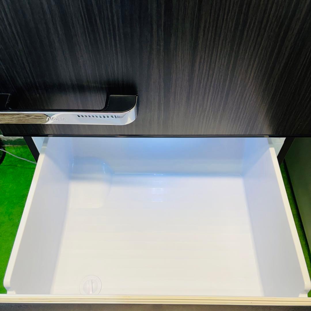 美品 AQUA 368L 冷蔵庫 おしゃれ木目調 21年製【地域限定配送無料】