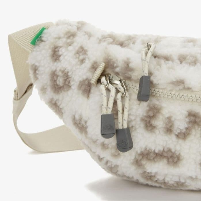 新品★THE NORTH FACE ノースフェイス ショルダー ボディバッグ豹柄