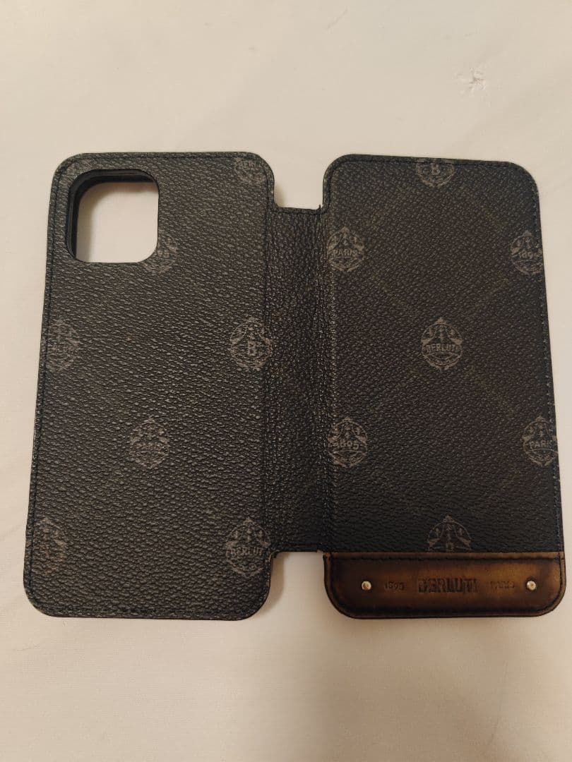 【希少　美品】Berluti iPhone12 / 12 Pro ケース 手帳型