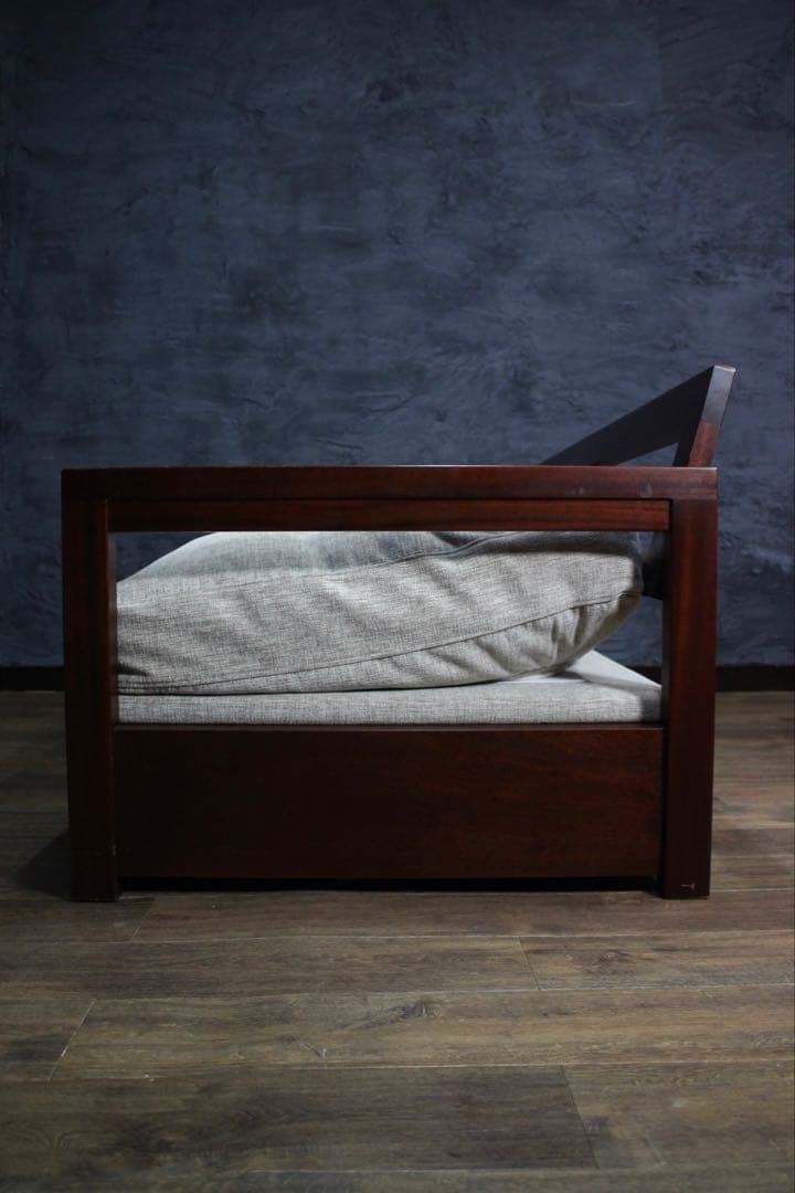 首都圏送無料〜ケユカフェザークッション 収納空間付き 20万 天然木 ソファ