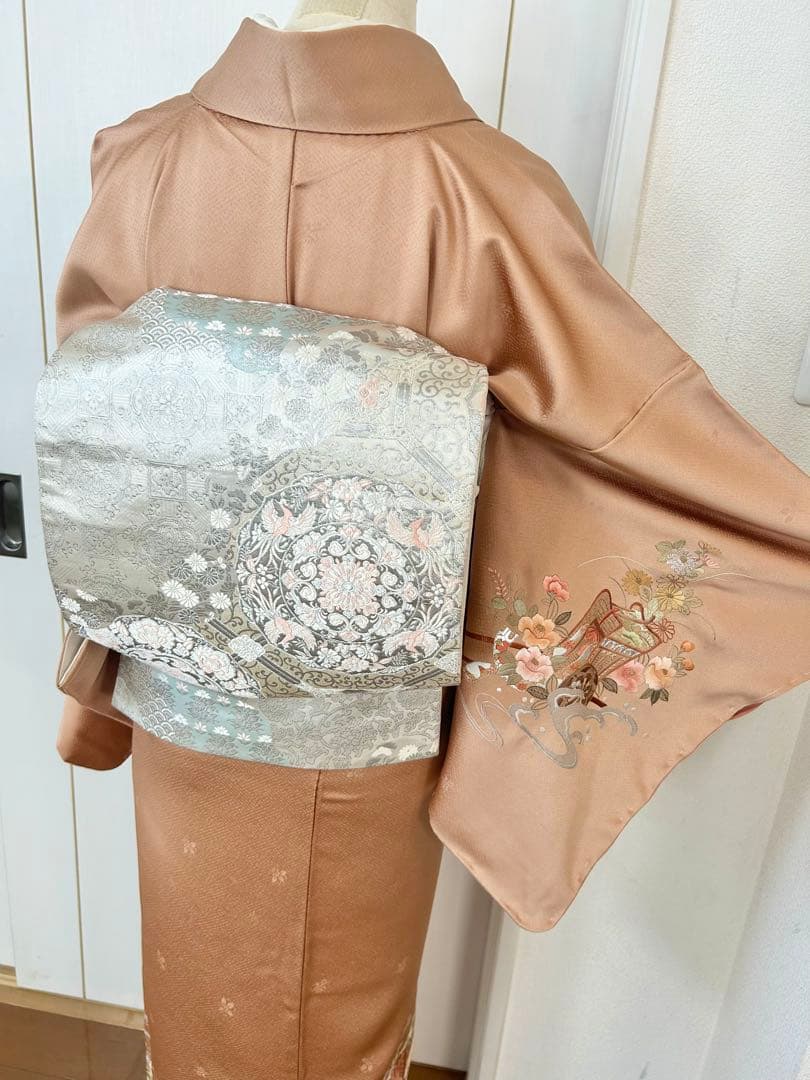 未使用　しつけ糸付き　豪華　総刺繍　正絹訪問着　フルセット4点　入学式　卒業式