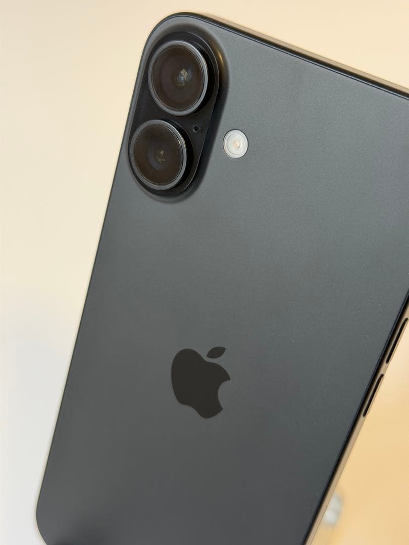 iPhone 16 plus 128GB ブラック