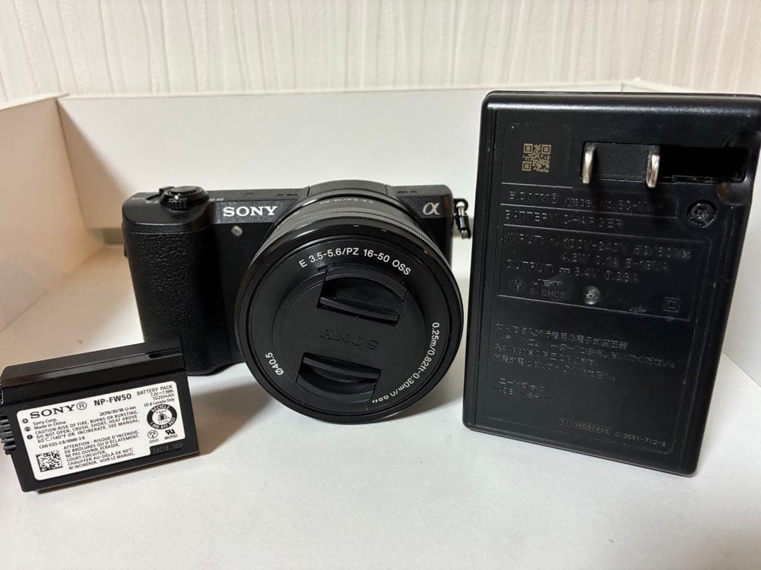 【外観極美品／訳あり】 SONY α5100 パワーズームレンズキット黒