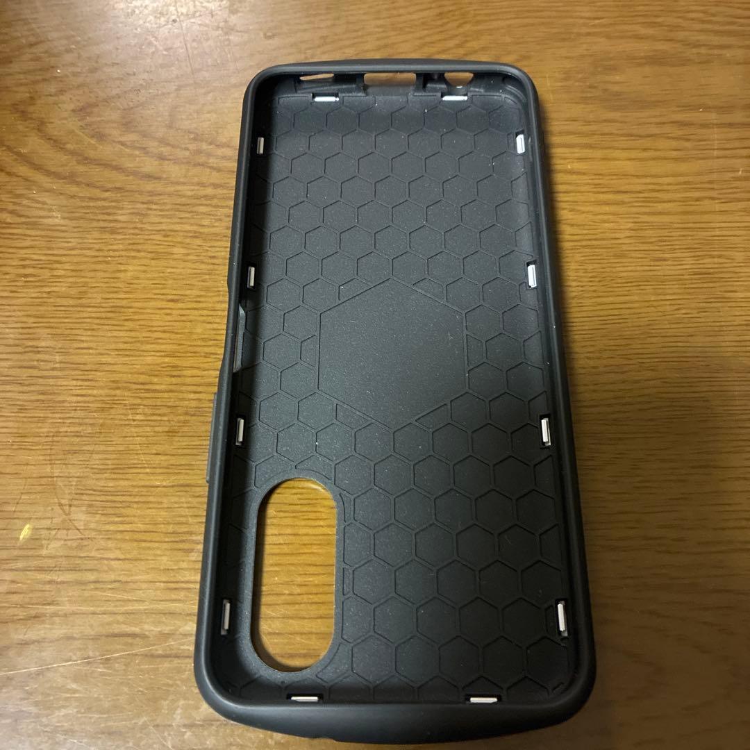 docomo arrows We2 (F-52E) 本体とケース