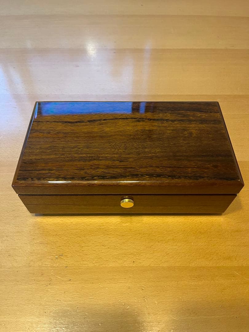 オルゴールボックス