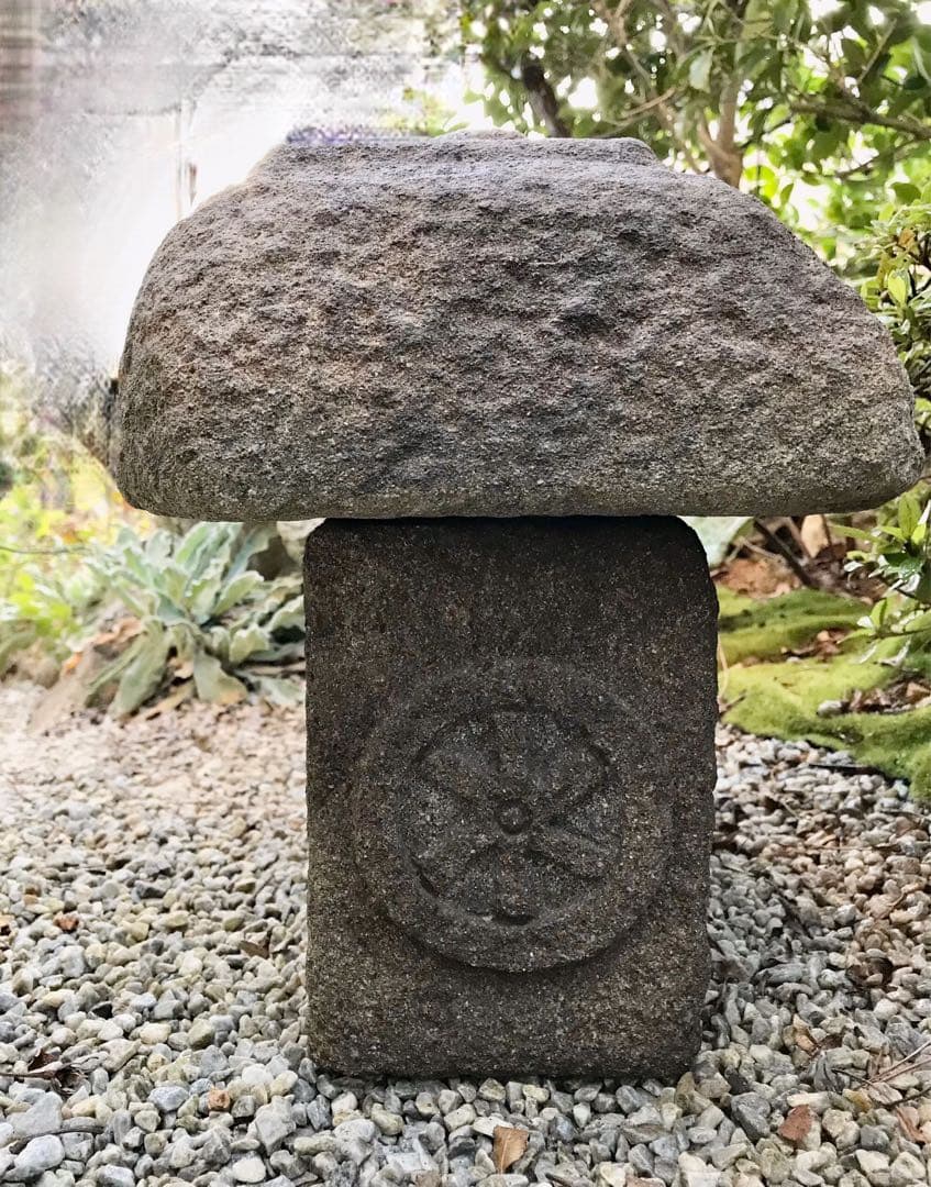 【山小屋風石灯篭・置灯篭・オブジェ・庭石】ガーデニング箱庭造園水石飾り石