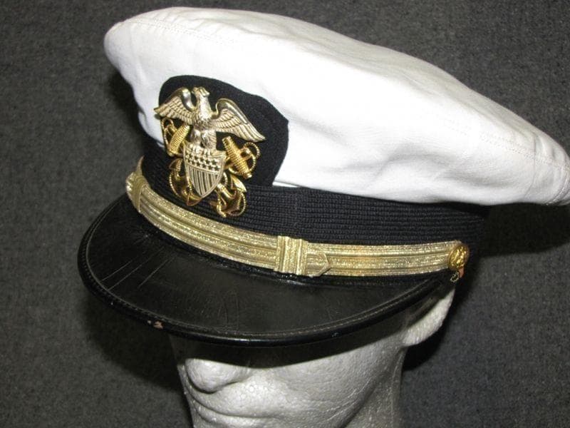 【us565】第二次世界大戦 アメリカ 海軍 将校帽子 銀925バッチ USA