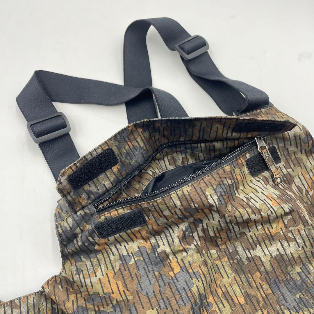 超美品　未使用級　☆THE NORTH FACE ビブパンツ　カモフラ