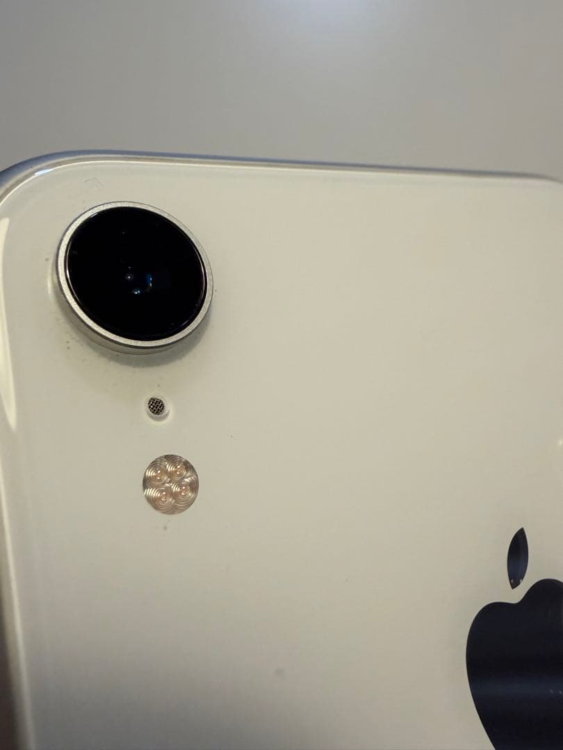 iPhone XR 128GB ホワイト 本体