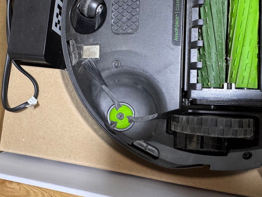 ROOMBA ルンバ　j7