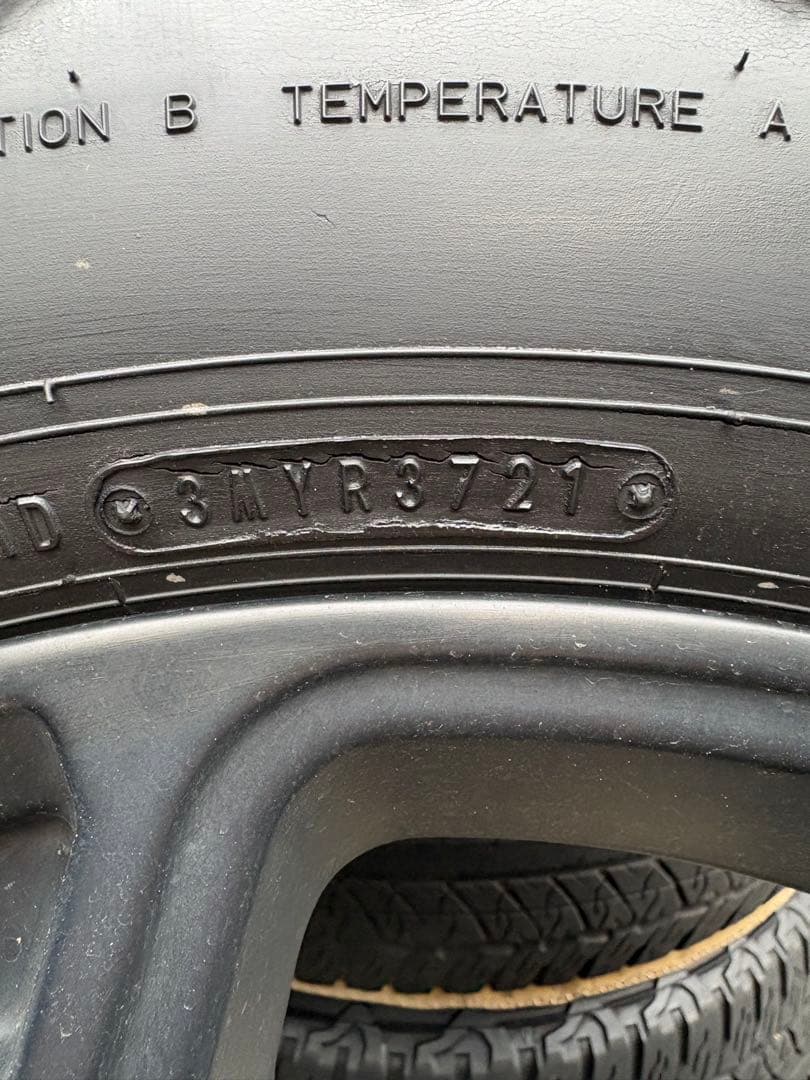 RAV4 アドベンチャーオフロードパッケージ225/60R18