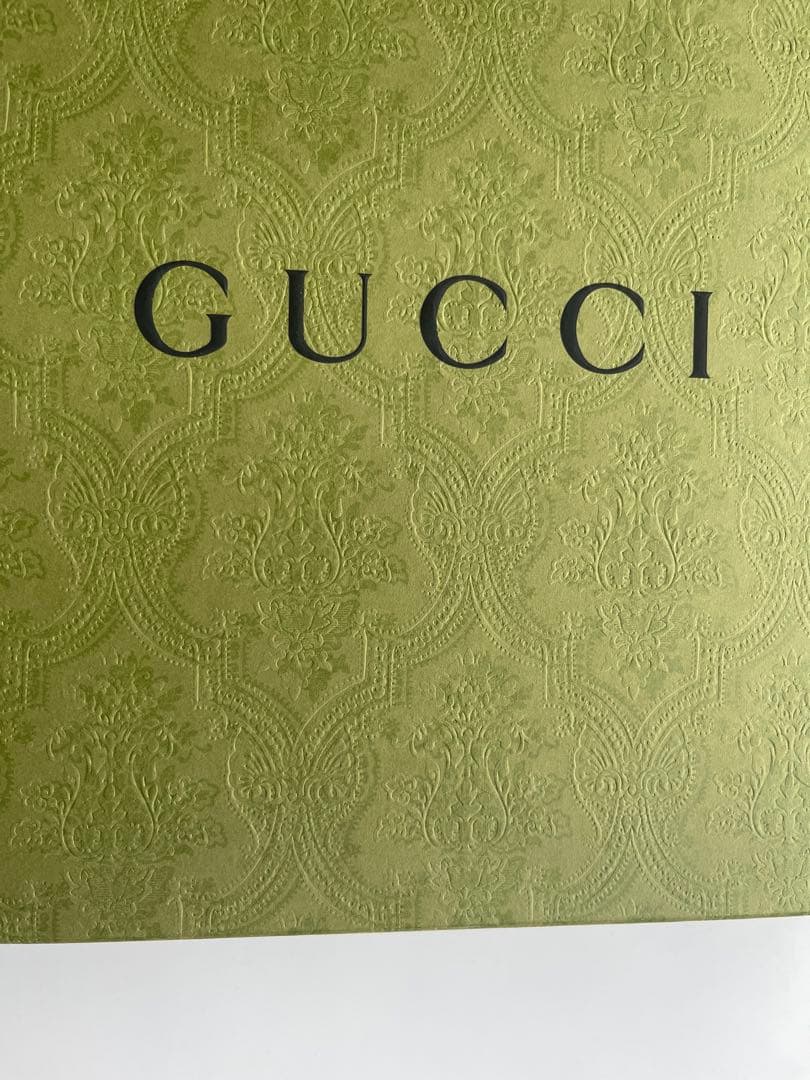 GUCCI グッチ ガーメントバッグ　カバー GG　レッド スーツカバー