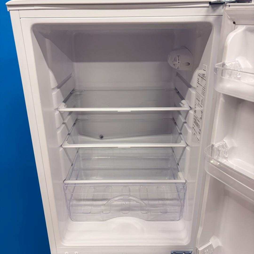 650 2024年製　冷蔵庫　最新　100L強　小型　一人暮らし　右開き　2ドア