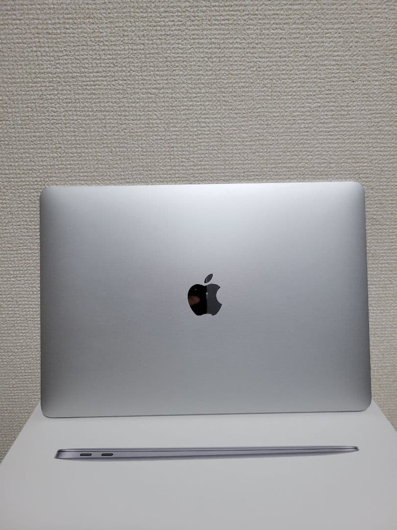 MacBook本体 Macbook Air M1 8GB/256GB