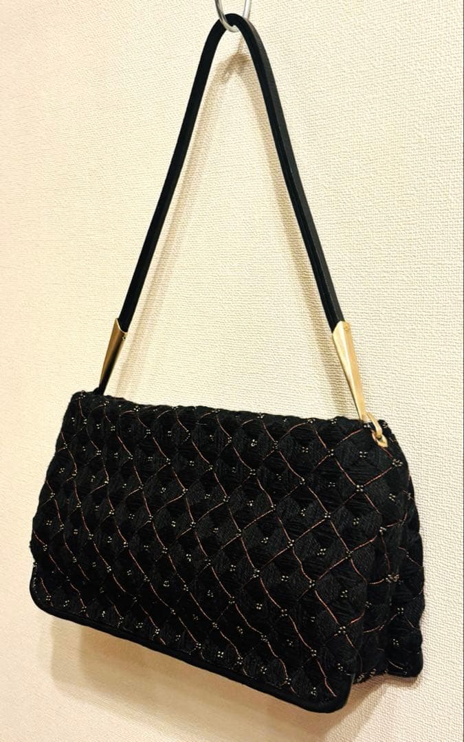 ボッテガヴェネタ ハンドバッグ 肩掛け 黒 ニット×ビーズ×ラメ刺繍×レザー