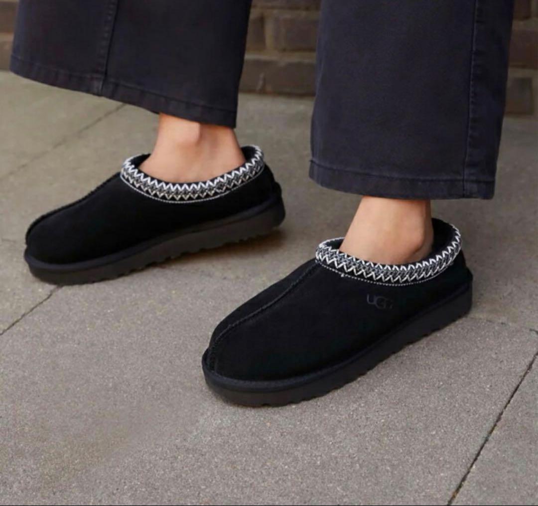 美品 UGG スエード スリッポン タスマン スリッパ ブラック 23cm