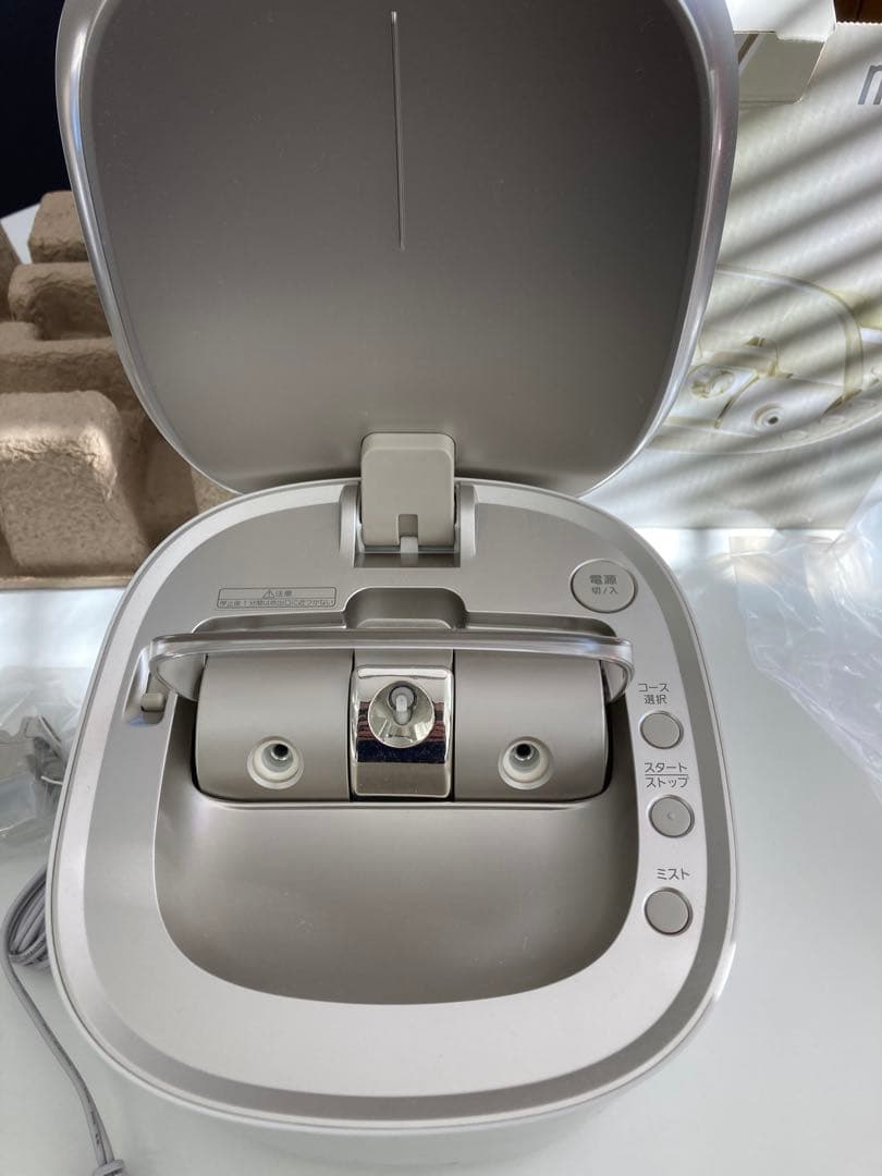 【美品】 Panasonic スチーマー ナノケア EH-SA0B