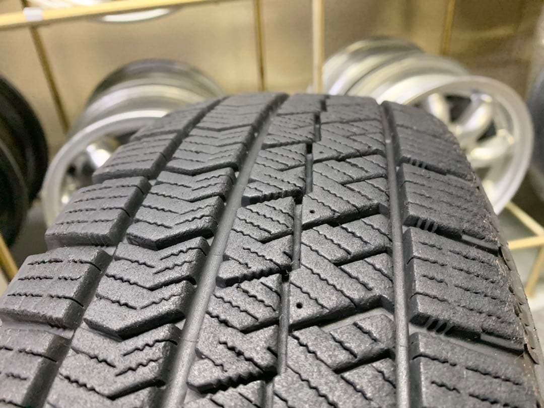 年末年始発送★ブリザック　165/70R14 アクア　ヴィッツ　マーチ　スペイド