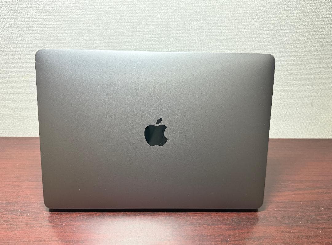 中古品 MacBook Pro 2020 Core i5 16G SSD512G