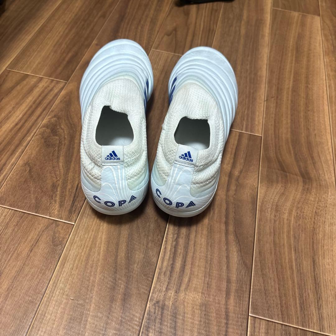 adidas COPA サッカーシューズ ホワイト/ネイビー