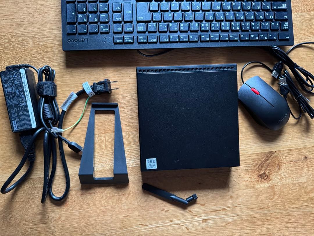 ミニPC Lenovo ThinkCentre M60e Tiny 11LV0007JP