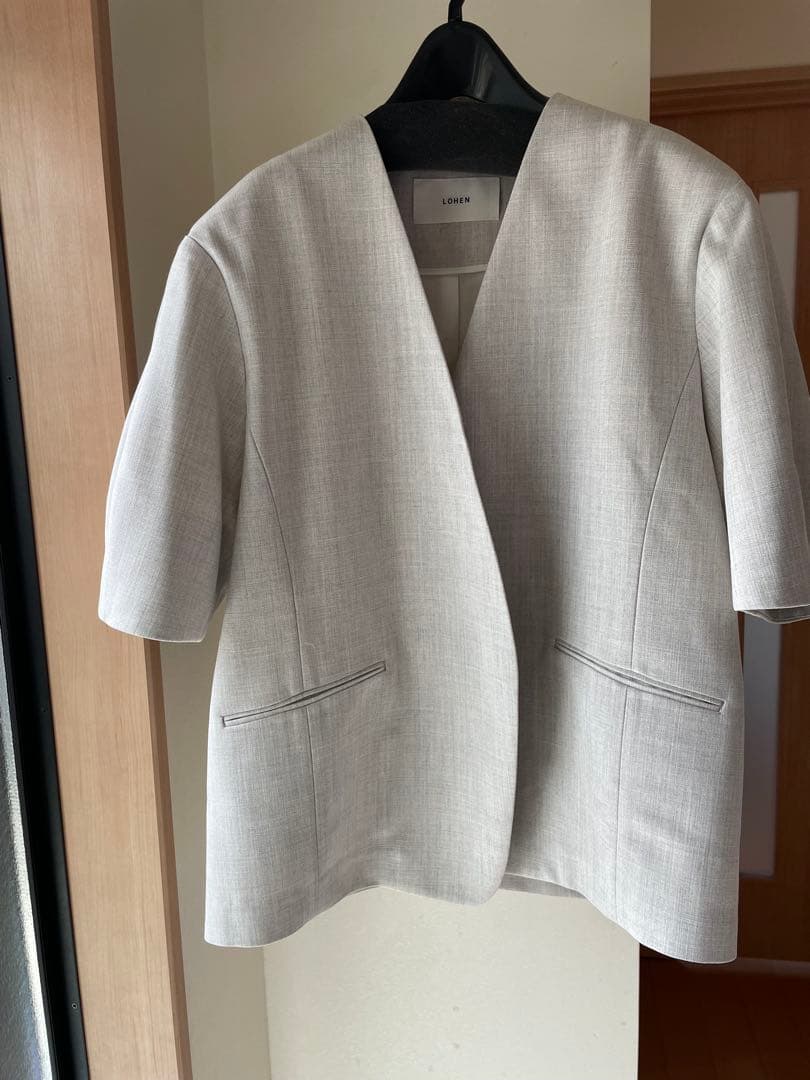 新品未使用タグ付完売品／LOHEN HALF SLEEV JACKET ベージュ