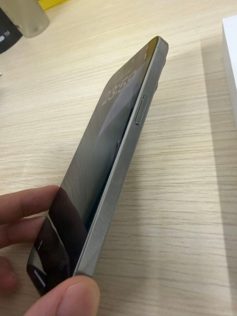 Apple iPhone 15 Pro ナチュラルチタニウム　本体　箱セット