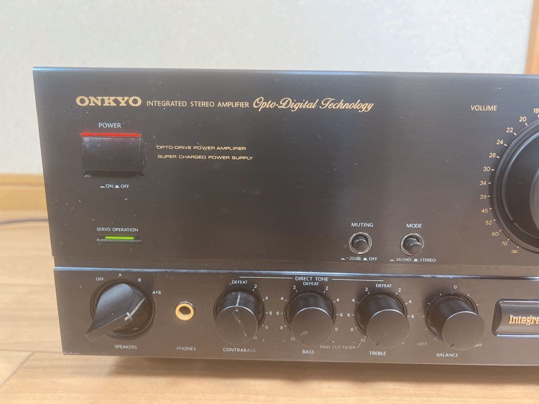 プリメインアンプ　ONKYO INTEGRA A-817XD