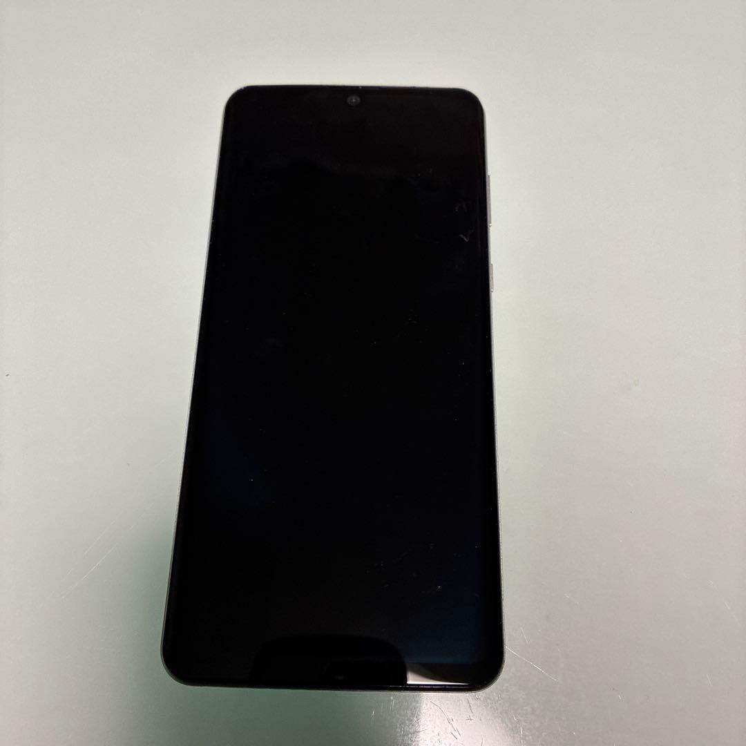 AQUOS SH-M04 ホワイト