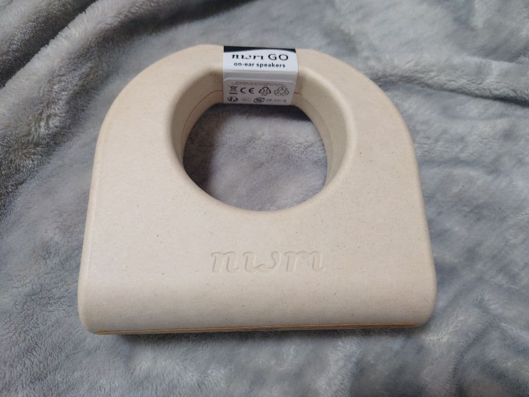 【新品・未開封】オープンイヤー型 ネックバンドワイヤレス 耳スピーカーnwmGO