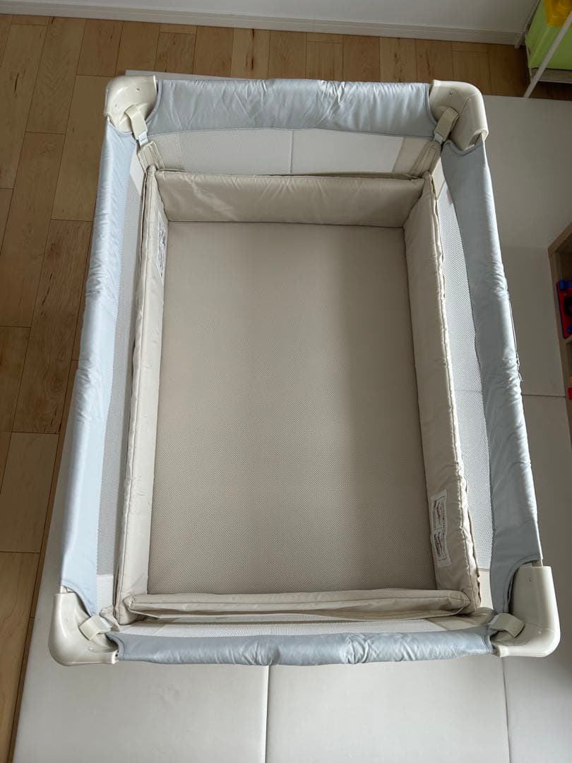 【美品】 アップリカベビーベッド ココネルエアー AB