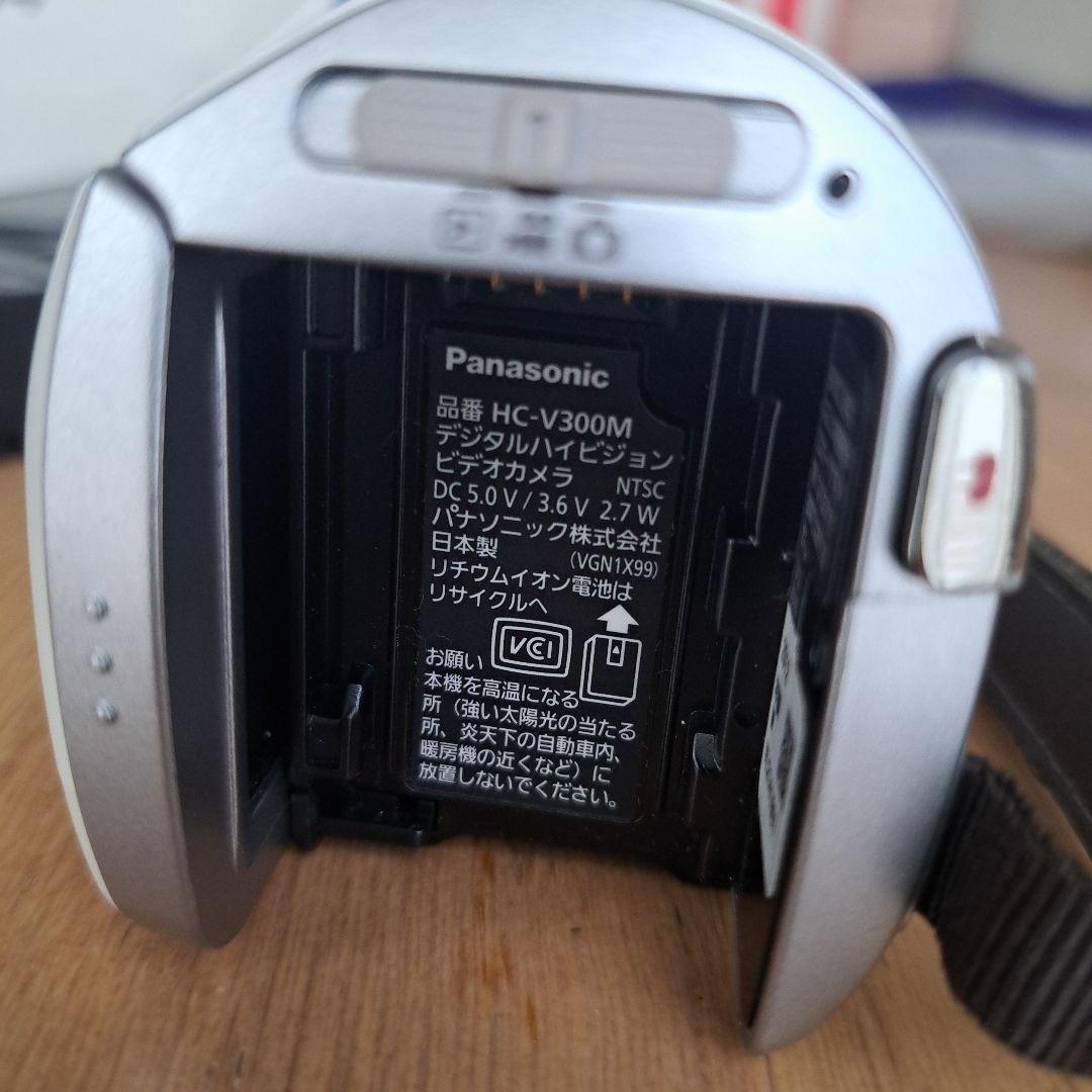 【最終値下】Panasonic ビデオカメラ HC-V300M パナソニック